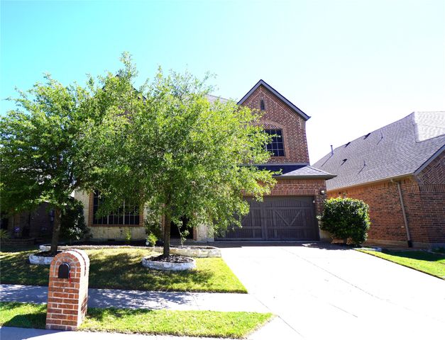 588 Deverson Drive, Rockwall, TX 75087