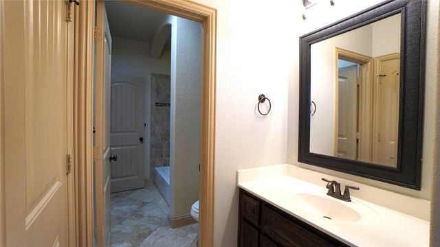 588 Deverson Drive, Rockwall, TX 75087