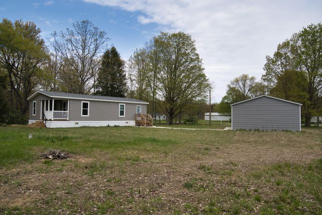 370 68th Street, Casco Twp, MI 49090