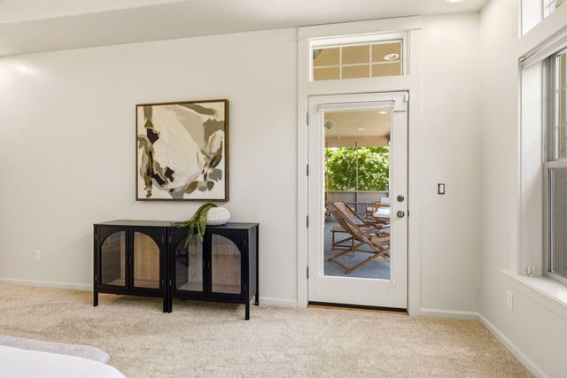 403 Briscoe Place, Ashland, OR 97520