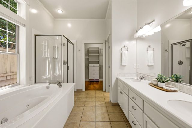 403 Briscoe Place, Ashland, OR 97520