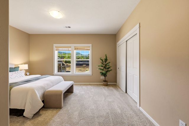 403 Briscoe Place, Ashland, OR 97520