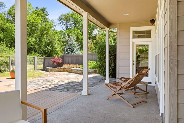 403 Briscoe Place, Ashland, OR 97520