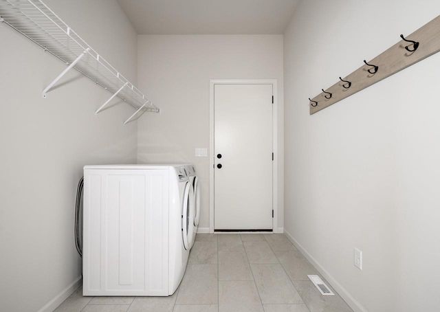 444 Stoddard Drive, Oregon, WI 53575