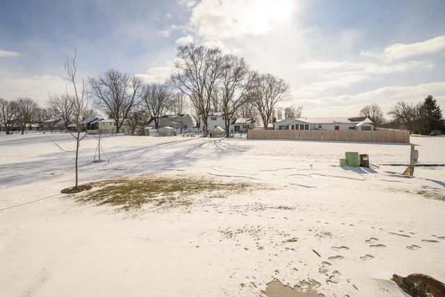 444 Stoddard Drive, Oregon, WI 53575