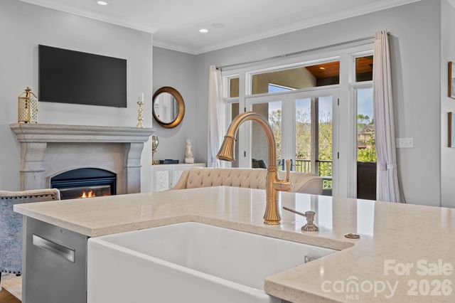 64 Water Hill Way, Fletcher, NC 28732