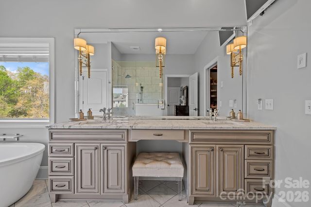 64 Water Hill Way, Fletcher, NC 28732