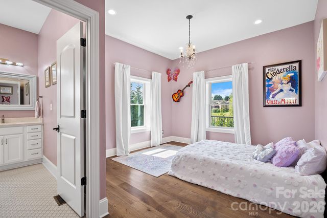 64 Water Hill Way, Fletcher, NC 28732