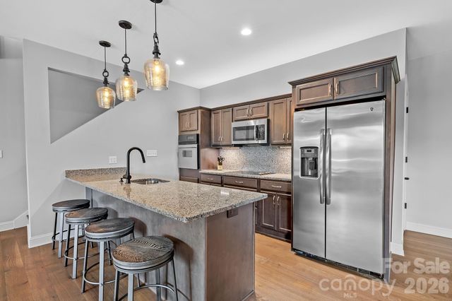 64 Water Hill Way, Fletcher, NC 28732