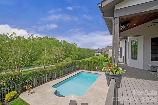 64 Water Hill Way, Fletcher, NC 28732