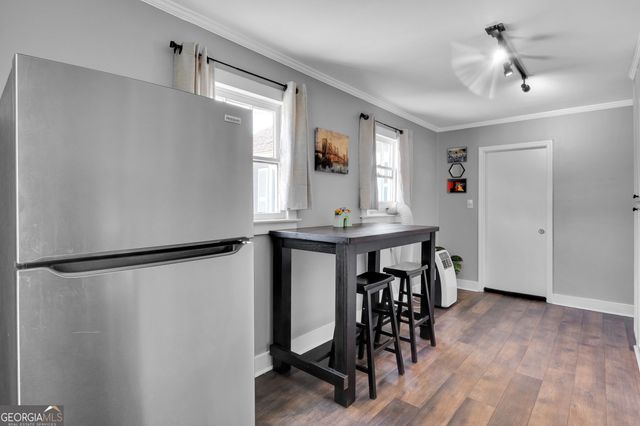 1279 Eubanks Avenue B, East Point, GA 30344