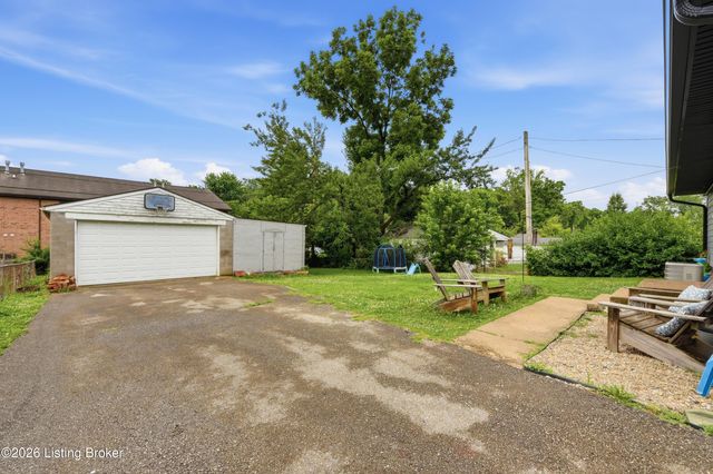 197 Marian Dr, Louisville, KY 40218