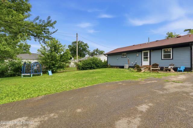 197 Marian Dr, Louisville, KY 40218