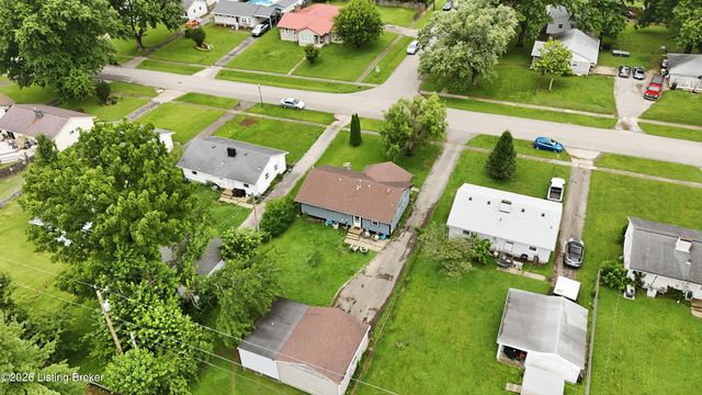 197 Marian Dr, Louisville, KY 40218