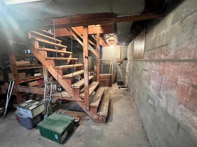 18 Champlain Street, Brandon, VT 05733