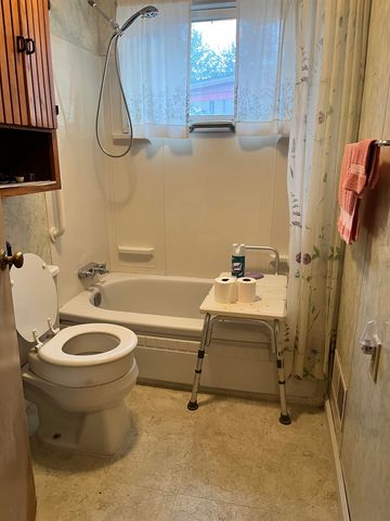 18 Champlain Street, Brandon, VT 05733