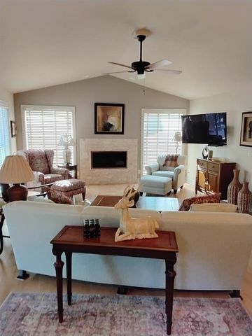 920 THOMAS TRAIL, Waupaca, WI 54981