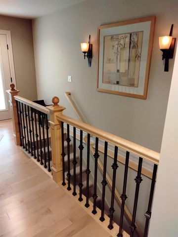 920 THOMAS TRAIL, Waupaca, WI 54981