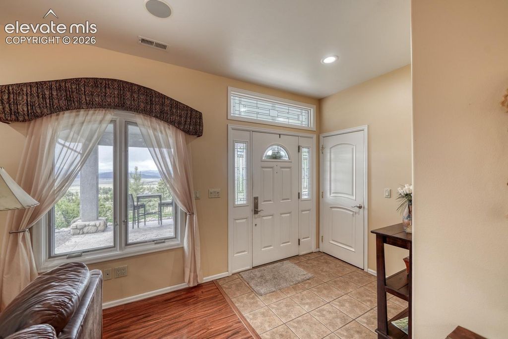 796 Knickerbocker Road, Silver Cliff, CO 81252 — photo 2