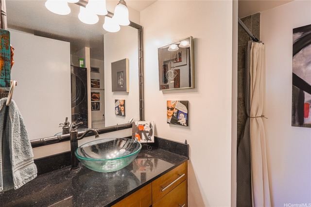 700 Richards Street 706, Honolulu, HI 96813
