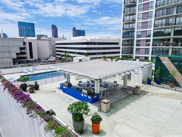 700 Richards Street 706, Honolulu, HI 96813