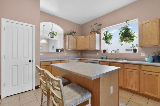 10523 Pamplona Street NW, Albuquerque, NM 87114