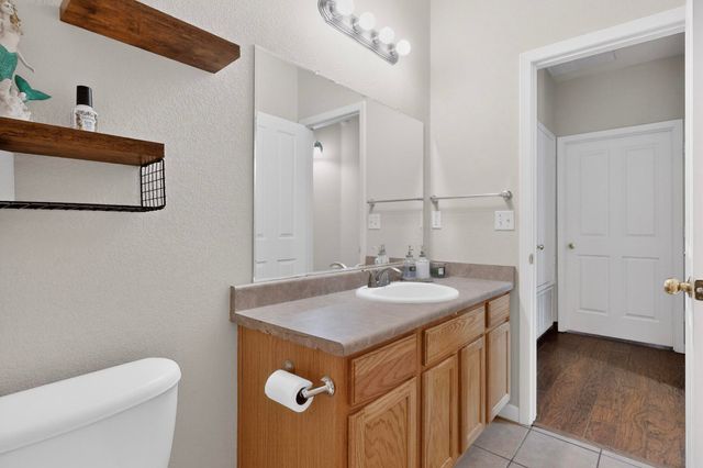 10523 Pamplona Street NW, Albuquerque, NM 87114