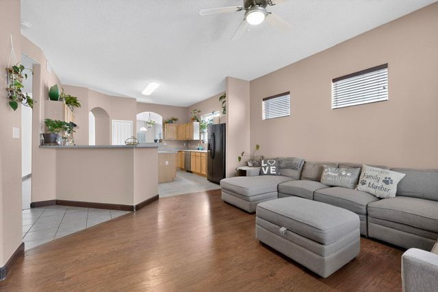 10523 Pamplona Street NW, Albuquerque, NM 87114