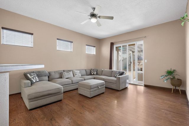 10523 Pamplona Street NW, Albuquerque, NM 87114