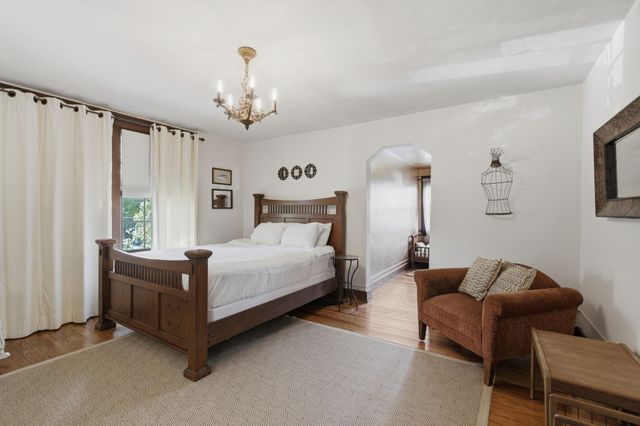 919 Caruthers Ave, Nashville, TN 37204