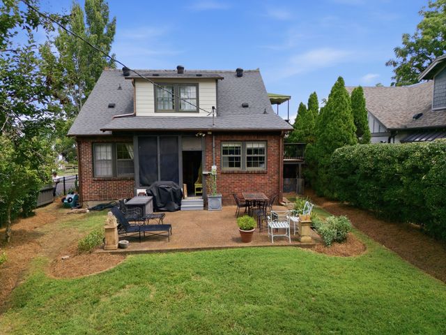 919 Caruthers Ave, Nashville, TN 37204