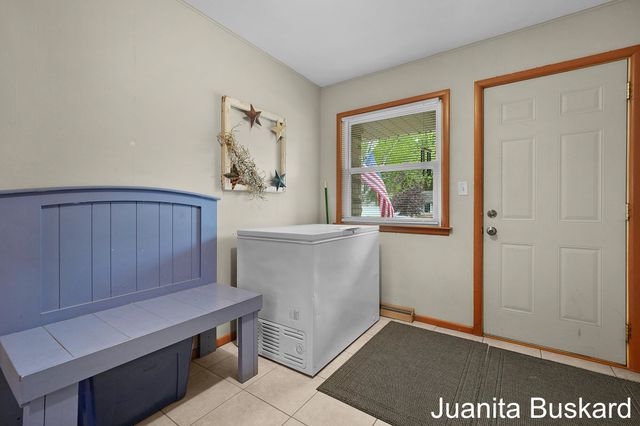 1745 Westwood Court, Georgetown Twp, MI 49428