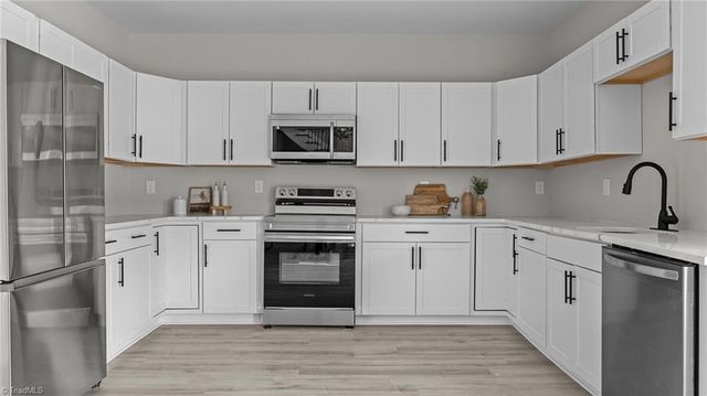 505 HAWFIELDS Road, Mebane, NC 27302