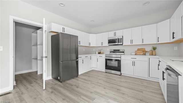 505 HAWFIELDS Road, Mebane, NC 27302