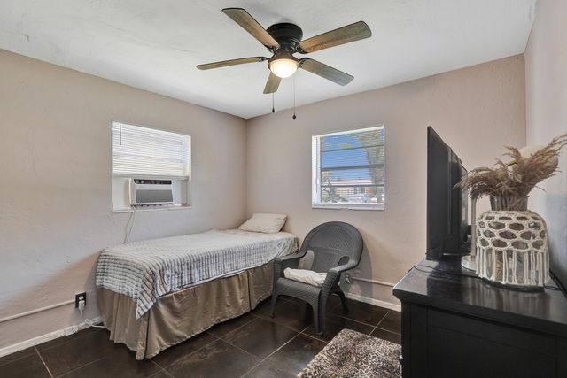 1465 NE 27th Street, Pompano Beach, FL 33064