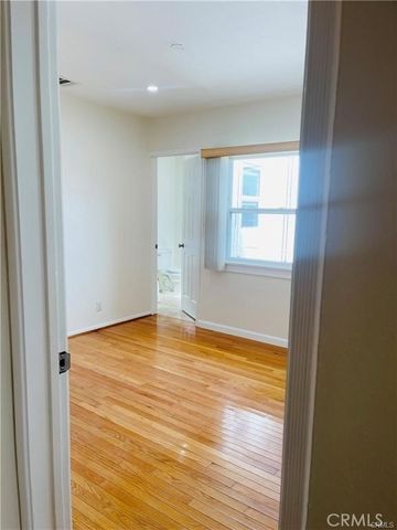 1422 Spazier Avenue, Glendale, CA 91201