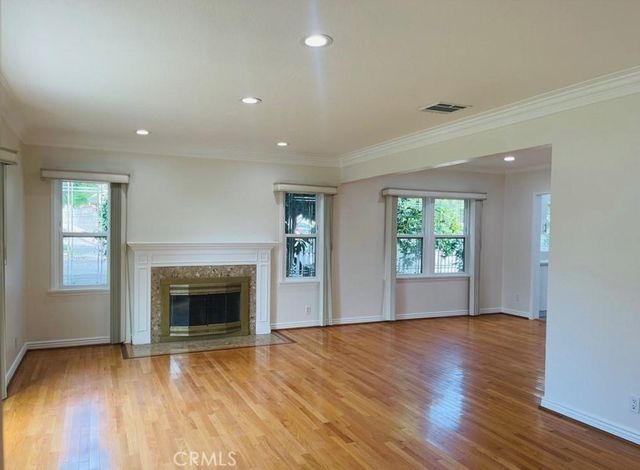 1422 Spazier Avenue, Glendale, CA 91201