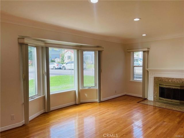 1422 Spazier Avenue, Glendale, CA 91201