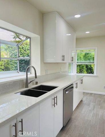 1422 Spazier Avenue, Glendale, CA 91201