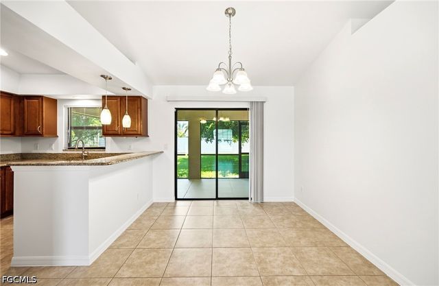 1502 SE 33rd ST, Cape Coral, FL 33904
