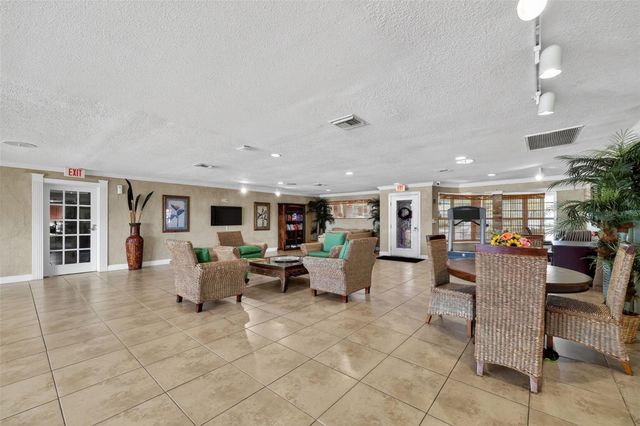 13755 ORANGE SUNSET DRIVE 101, Tampa, FL 33618