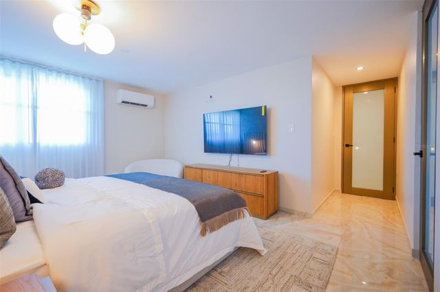 550 AVE DE LA CONSTITUCION 1408, San Juan, PR 00901