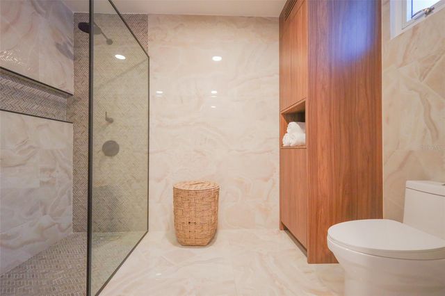 550 AVE DE LA CONSTITUCION 1408, San Juan, PR 00901
