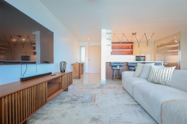 550 AVE DE LA CONSTITUCION 1408, San Juan, PR 00901