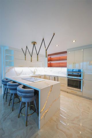 550 AVE DE LA CONSTITUCION 1408, San Juan, PR 00901