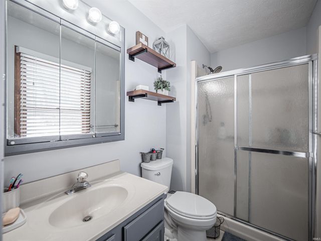 1406 Crescent Court, Evansville, IN 47712