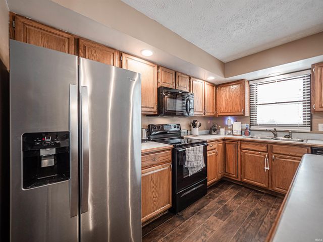 1406 Crescent Court, Evansville, IN 47712