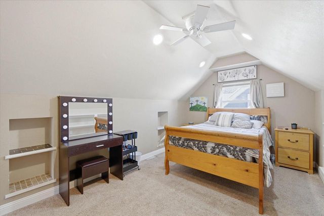 7026 W Dreyer PLACE, West Allis, WI 53219