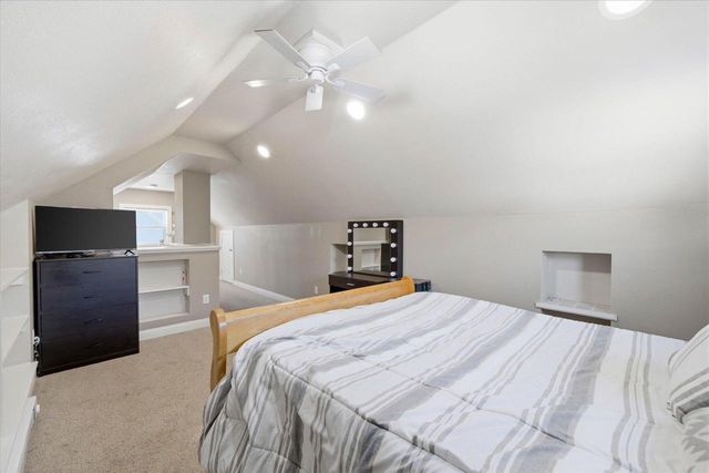 7026 W Dreyer PLACE, West Allis, WI 53219