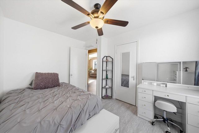 7026 W Dreyer PLACE, West Allis, WI 53219